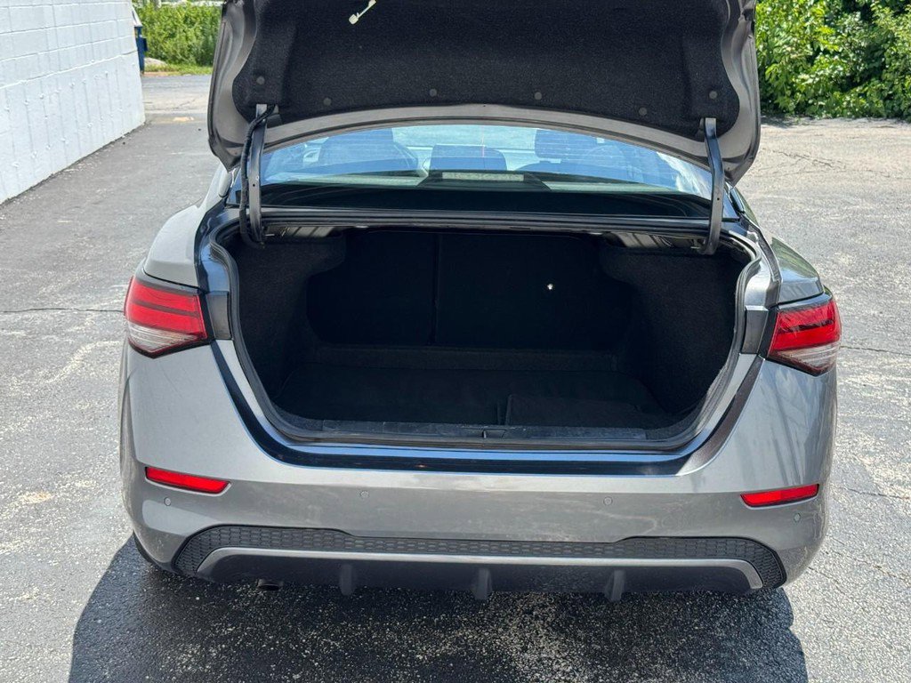 Used 2021 Nissan Sentra SV image 8