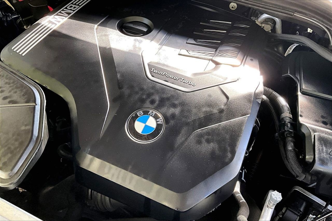 Used 2022 BMW X3 sDrive30i w/ Premium Package 2 image 28