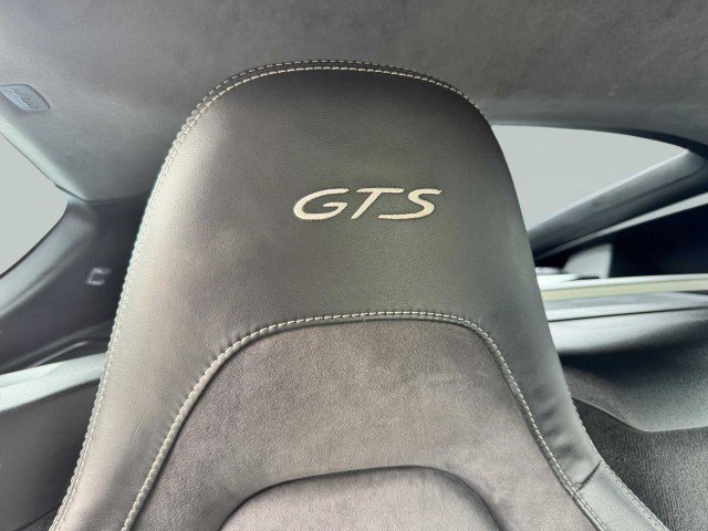 Used 2018 Porsche 718 Cayman GTS image 38