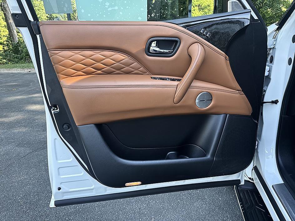 Certified 2021 INFINITI QX80 Sensory w/ All-Season Package AWD/4WD image 9