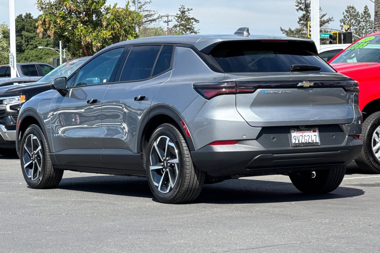 Used 2026 Chevrolet Equinox EV LT w/ Comfort Package image 7