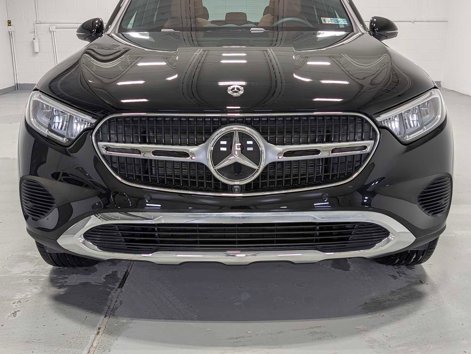 Certified 2026 Mercedes-Benz GLC 300 4MATIC image 2