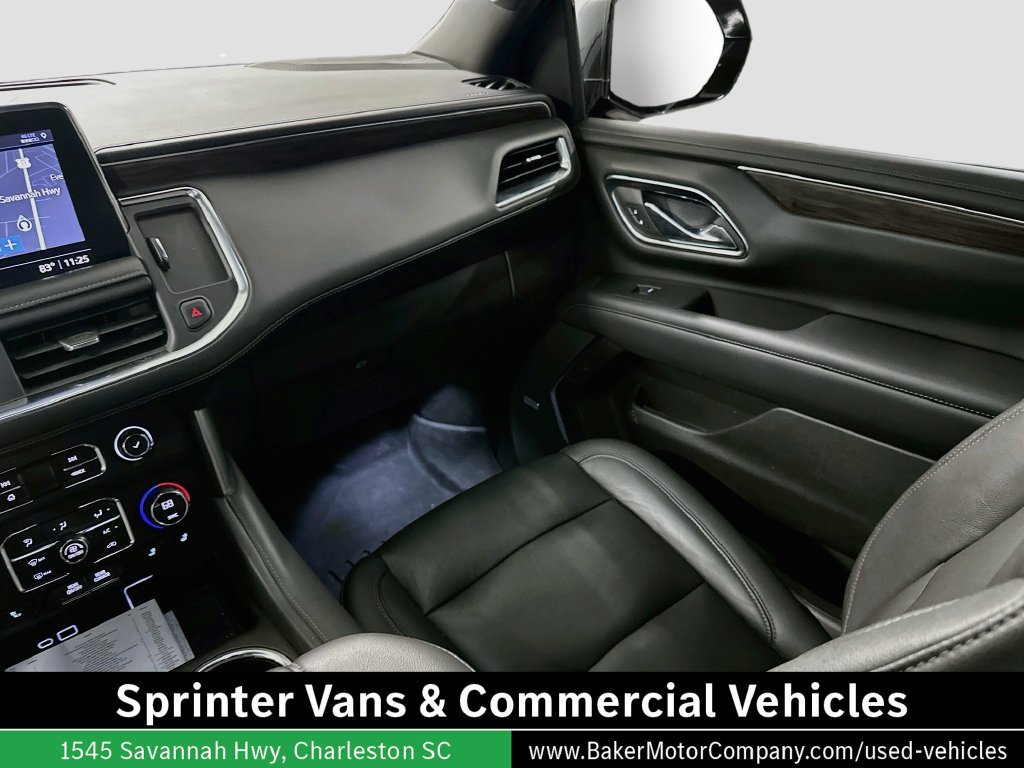 Used 2021 Chevrolet Suburban LT w/ Luxury Package RWD image 23