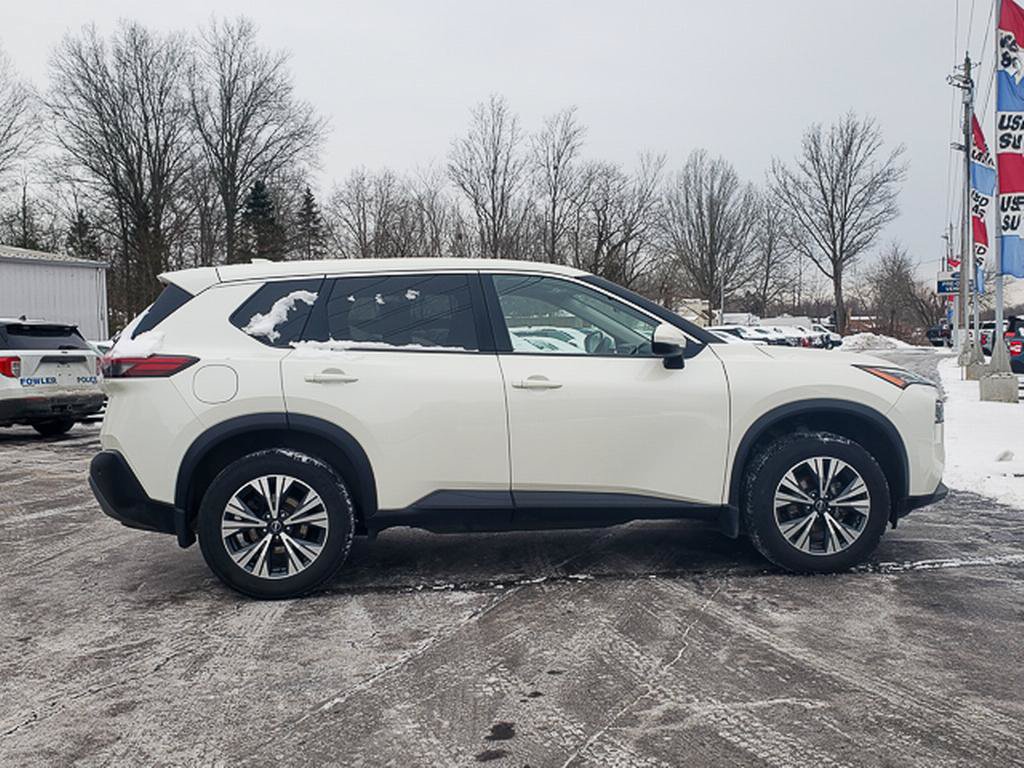 Used 2023 Nissan Rogue SV AWD/4WD image 4