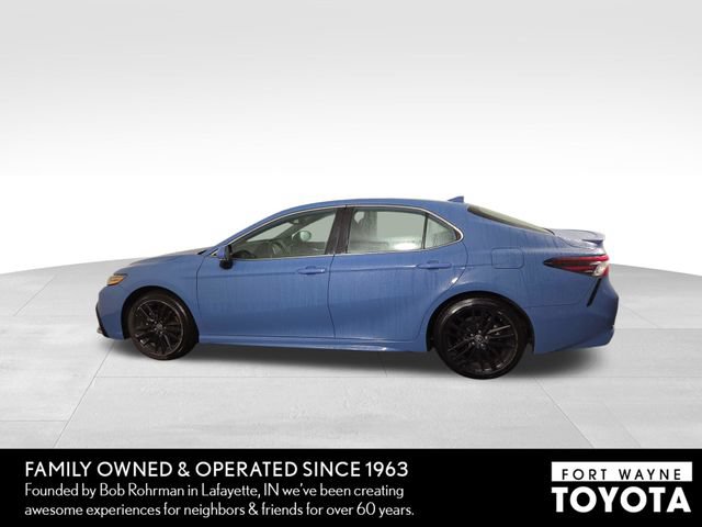 Used 2024 Toyota Camry XSE FWD image 9
