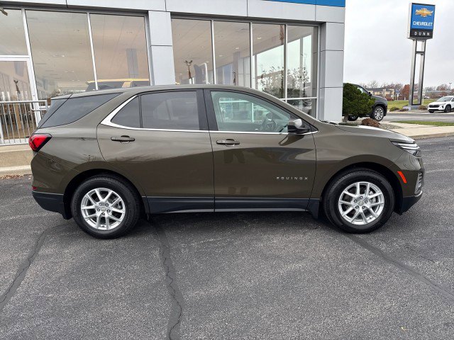 Certified 2024 Chevrolet Equinox LT w/ LPO, Floor Liner Package image 2