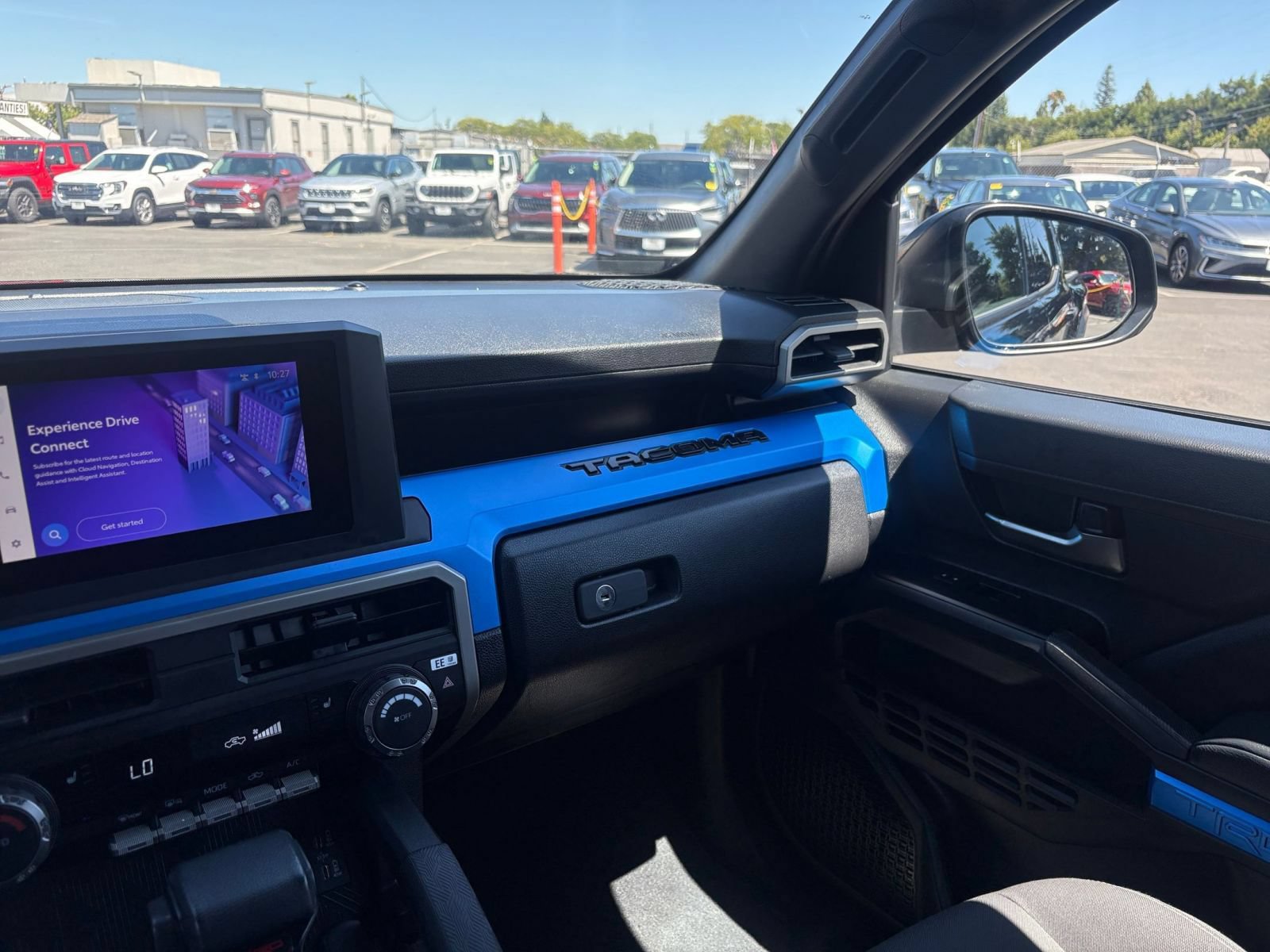 Used 2025 Toyota Tacoma TRD Off-Road AWD/4WD image 34