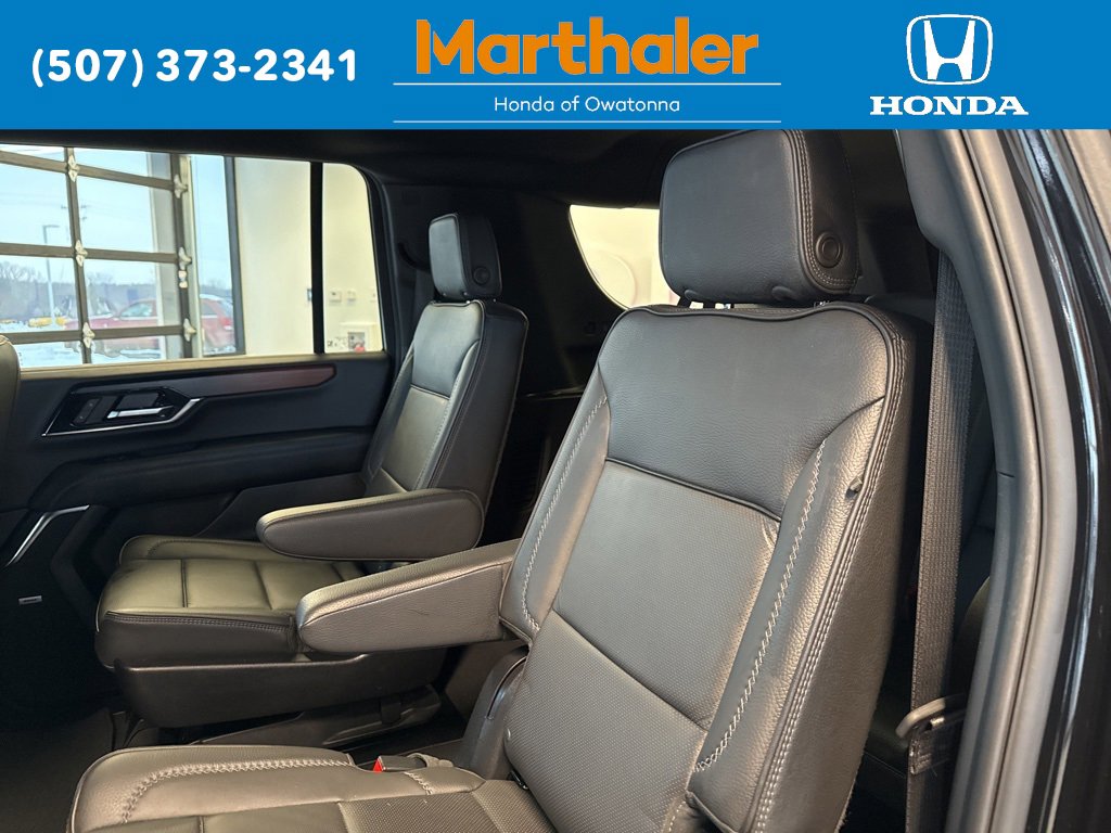 Used 2025 GMC Yukon XL Denali image 13