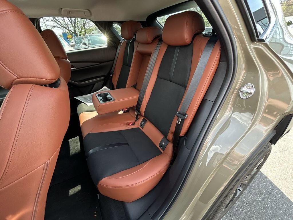 Used 2025 MAZDA CX-30 Carbon AWD/4WD image 13