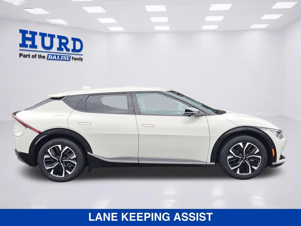 Used 2023 Kia EV6 Wind w/ Wind Technology Package AWD/4WD image 3