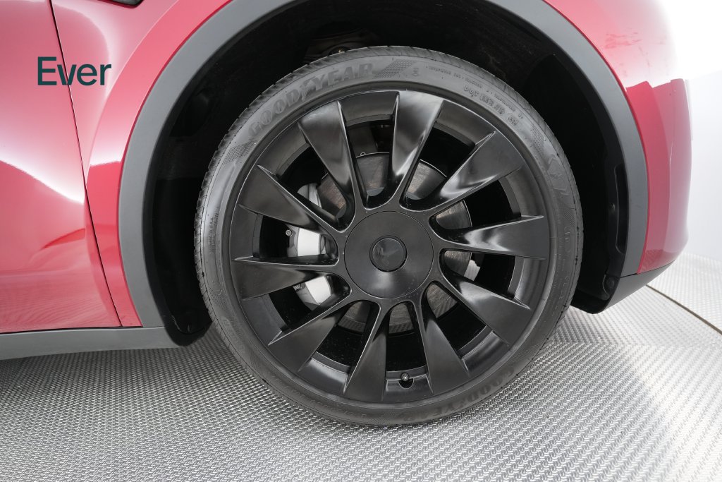 Used 2025 Tesla Model Y Long Range AWD/4WD image 20