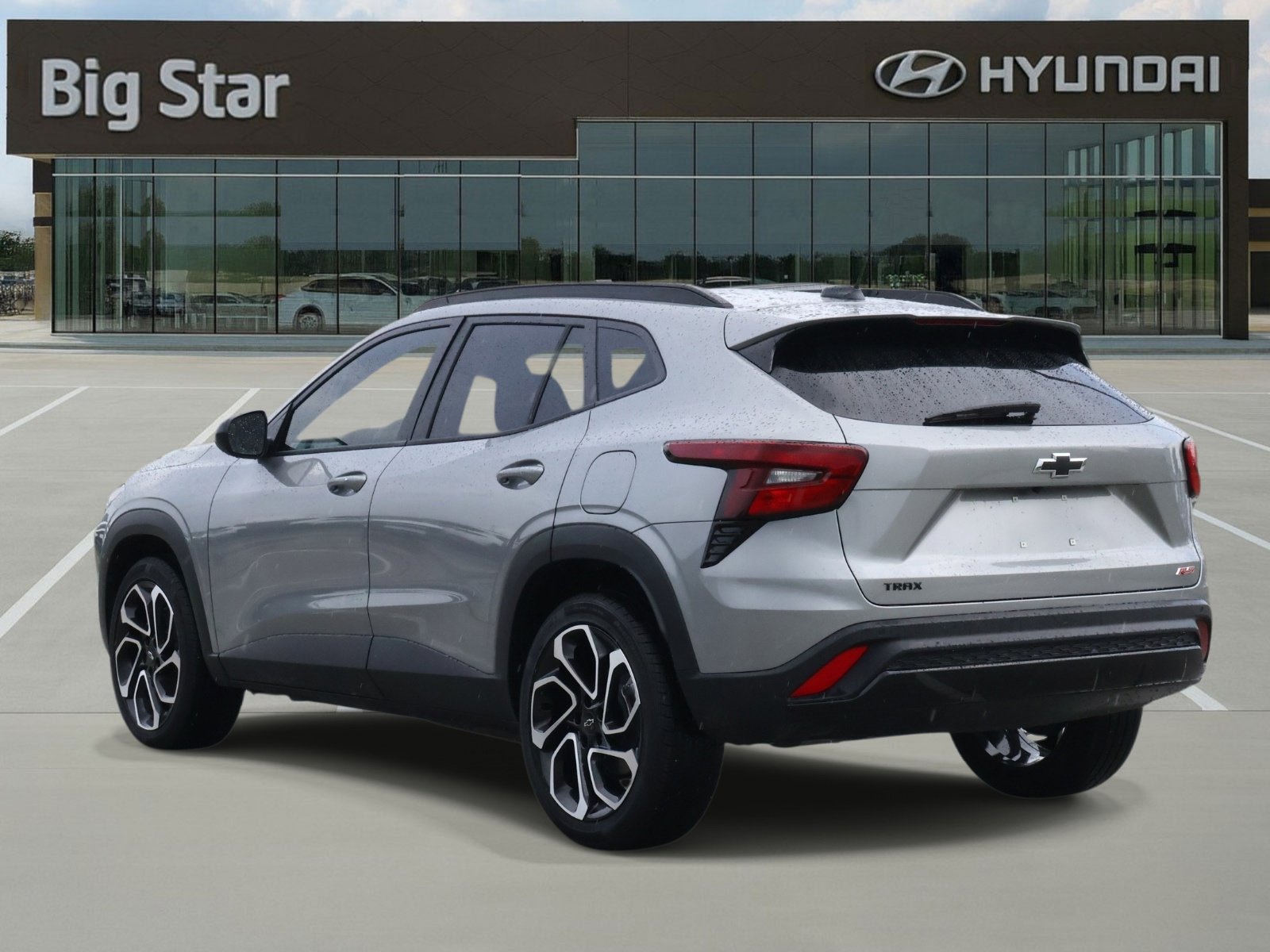 Used 2025 Chevrolet Trax RS w/ Sunroof Package FWD image 3