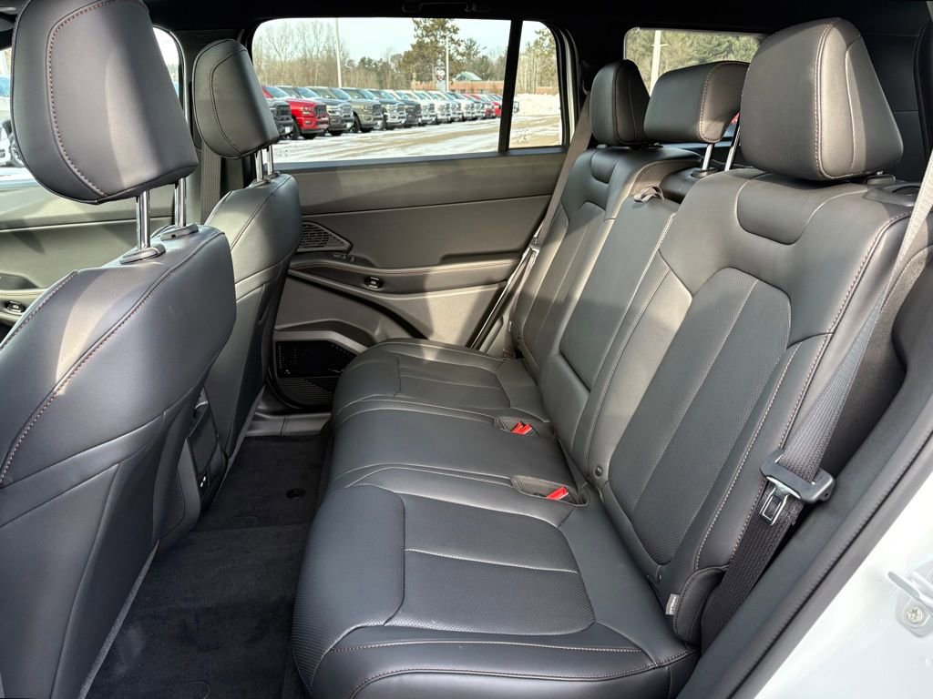 New 2026 Jeep Cherokee Limited image 10