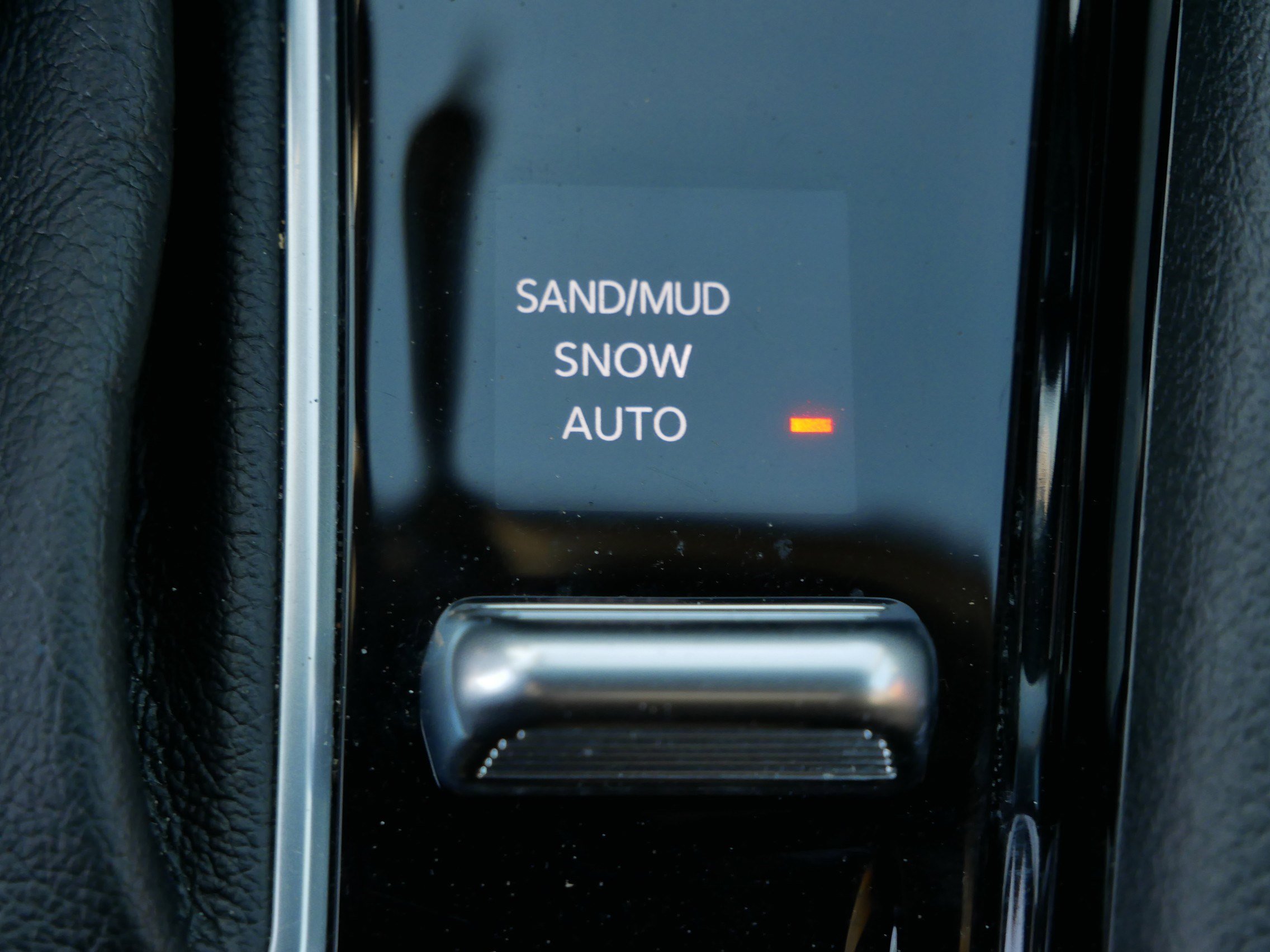 Used 2024 Jeep Compass Limited image 30