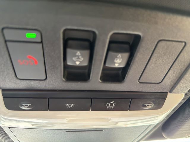 Used 2022 Mitsubishi Outlander SEL image 17