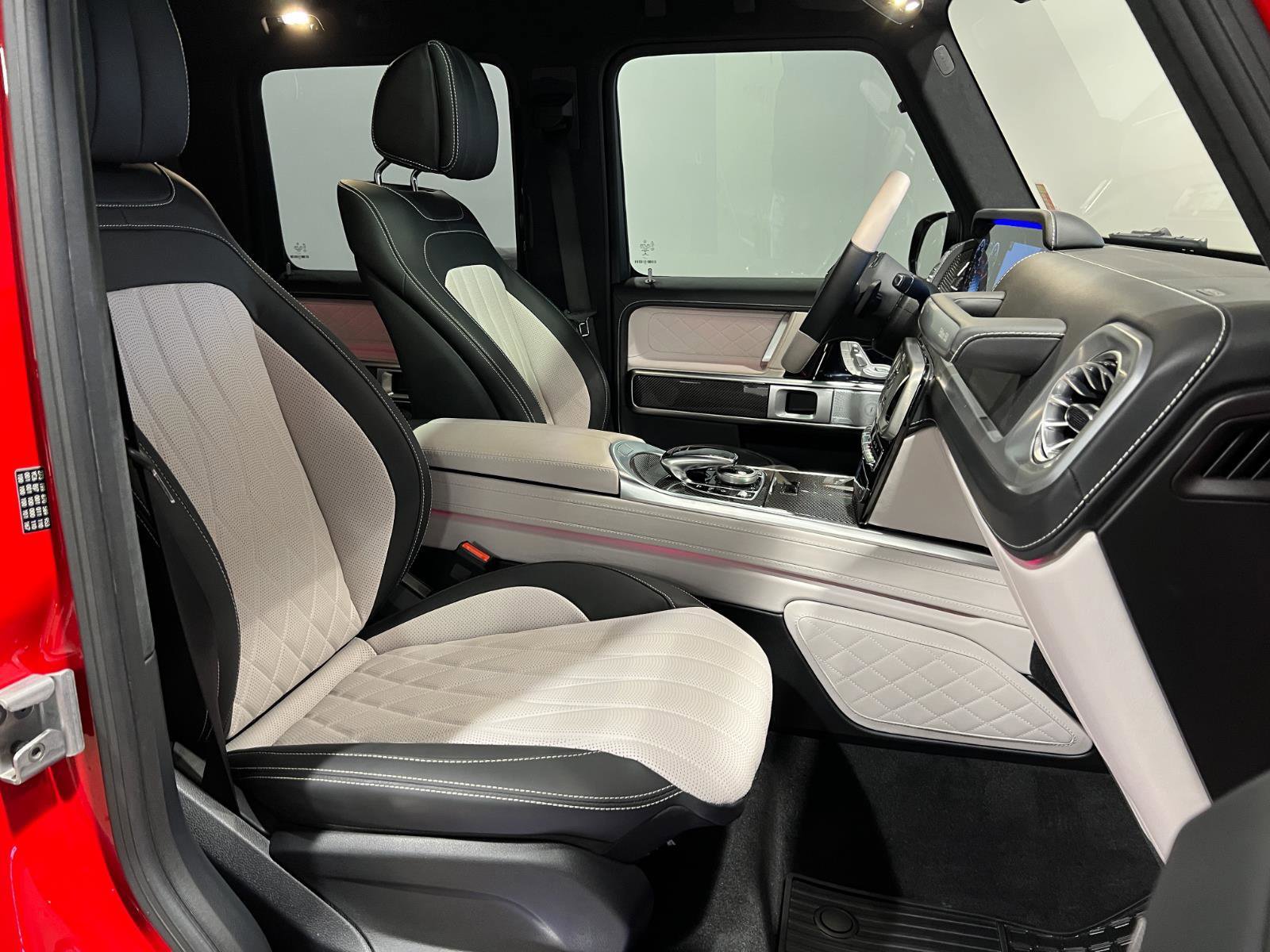 Used 2021 Mercedes-Benz G 550 image 44