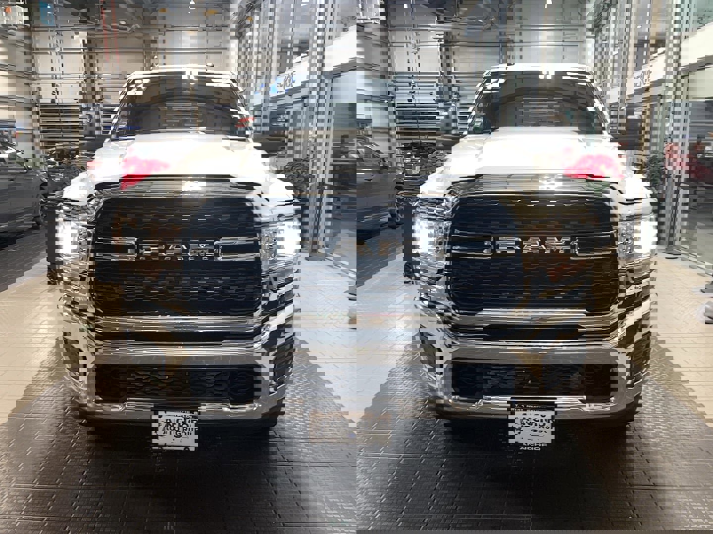 Used 2024 RAM 2500 Tradesman w/ Towing Technology Group image 2