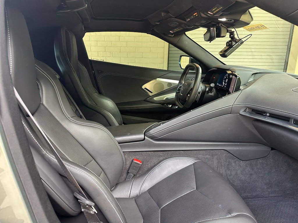 Used 2022 Chevrolet Corvette Stingray Preferred Cpe w/ Z51 Performance Package RWD image 17