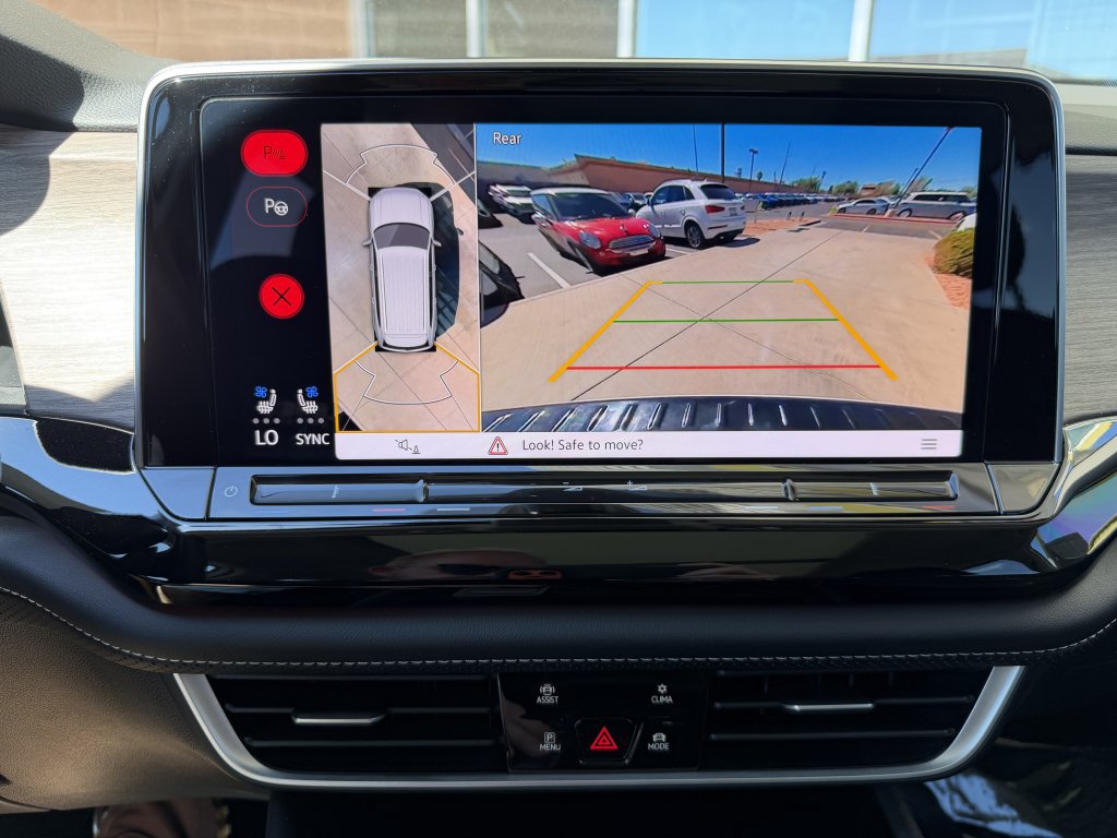 Used 2024 Volkswagen Atlas SEL Premium R-Line AWD/4WD image 21