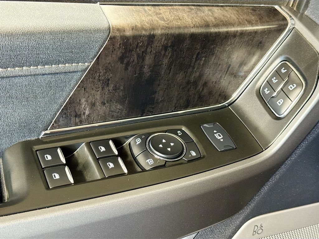 Used 2025 Ford F350 Lariat AWD/4WD image 17