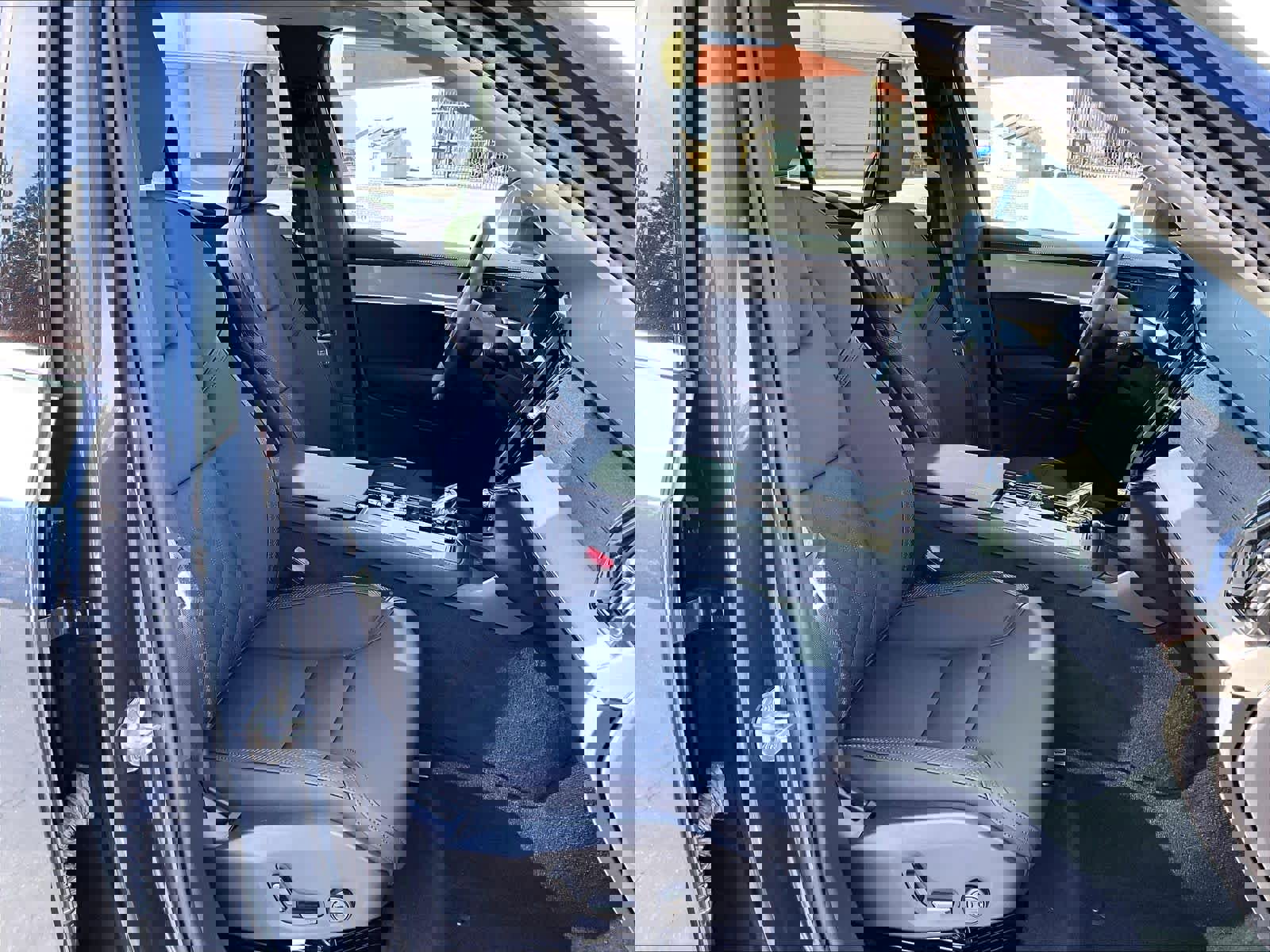 Used 2026 Volvo XC90 B6 Plus w/ Protection Package image 10