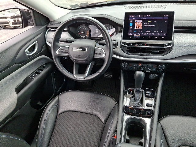 Certified 2022 Jeep Compass Latitude w/ Convenience Group AWD/4WD image 14