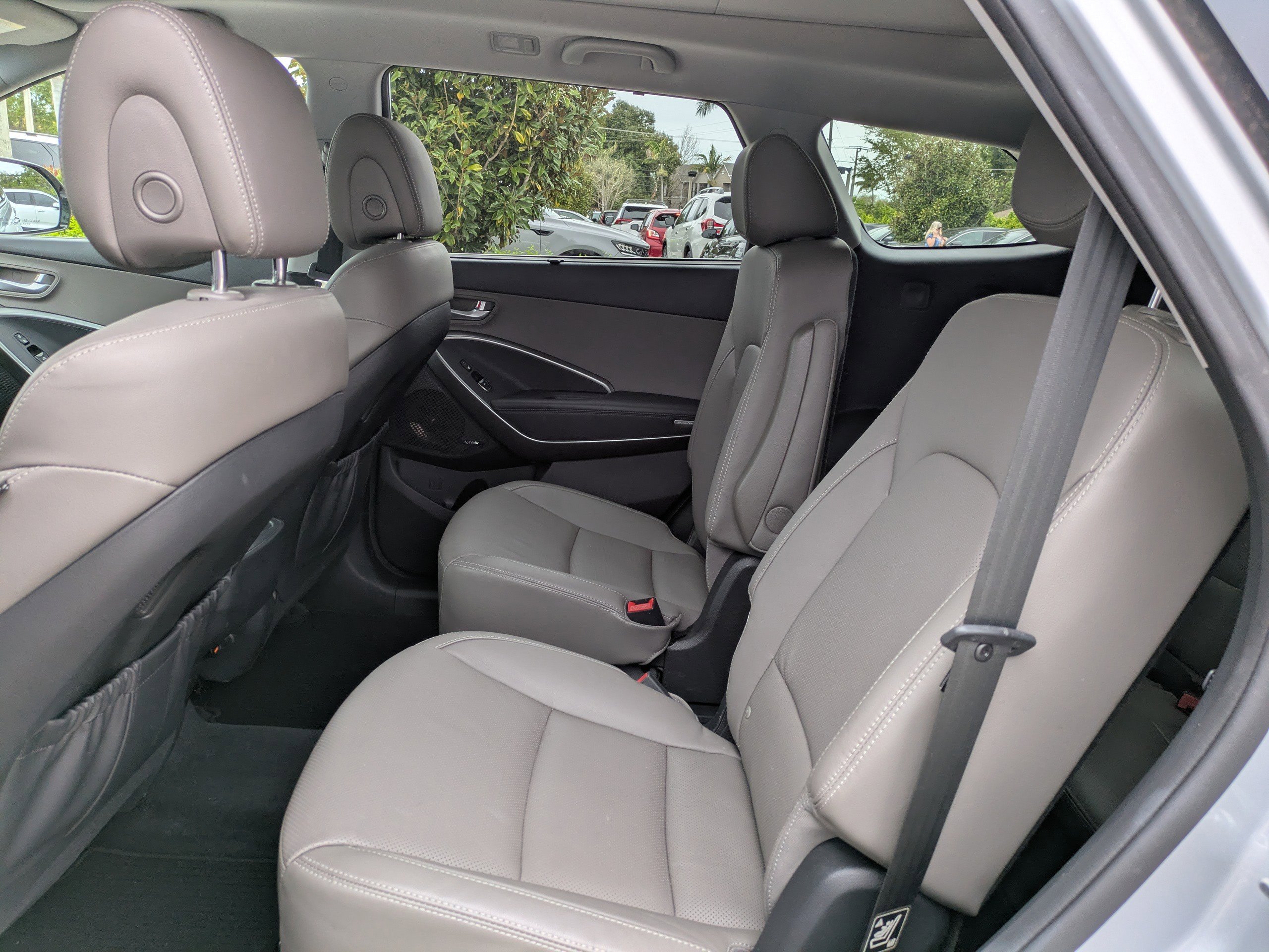 Used 2019 Hyundai Santa Fe XL image 16