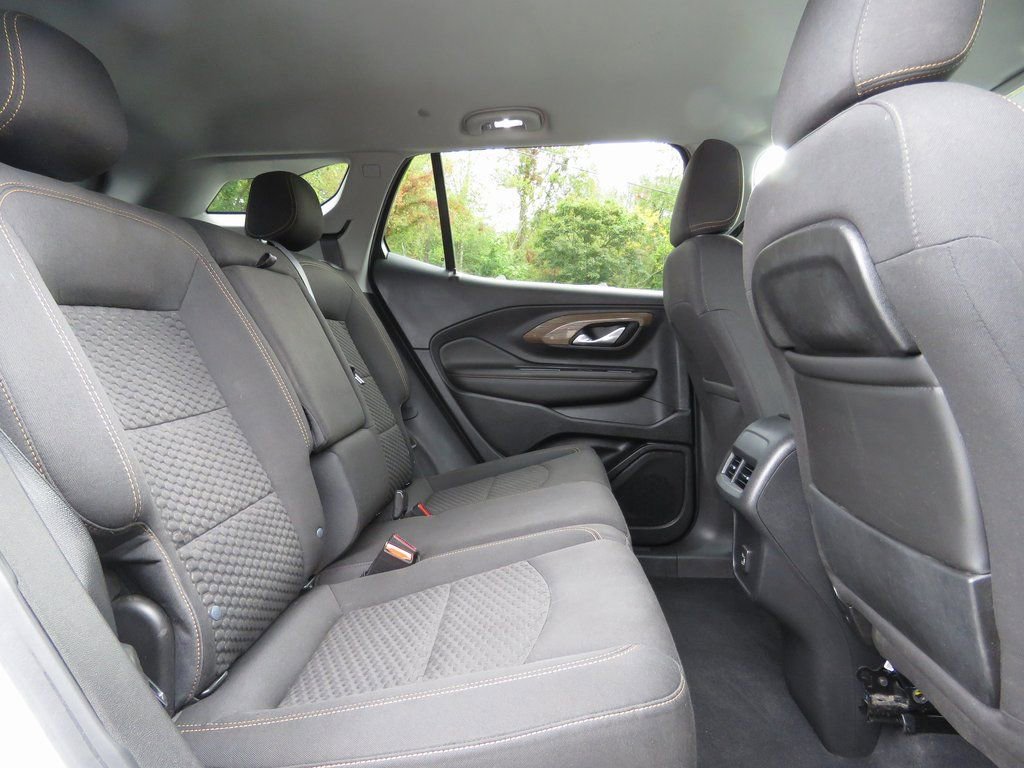 Used 2021 GMC Terrain SLE image 17
