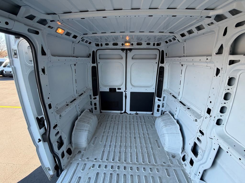 Used 2019 RAM ProMaster 1500 w/ Interior Convenience Group image 15