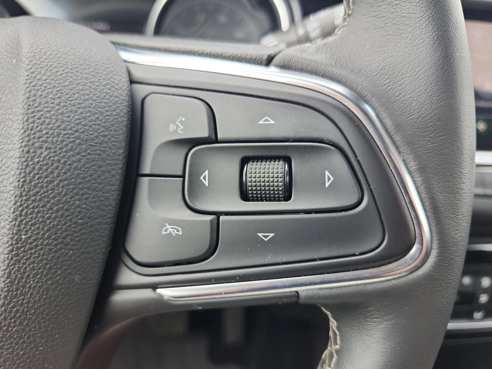 Used 2023 Buick Encore GX Select w/ Experience Buick Package image 25