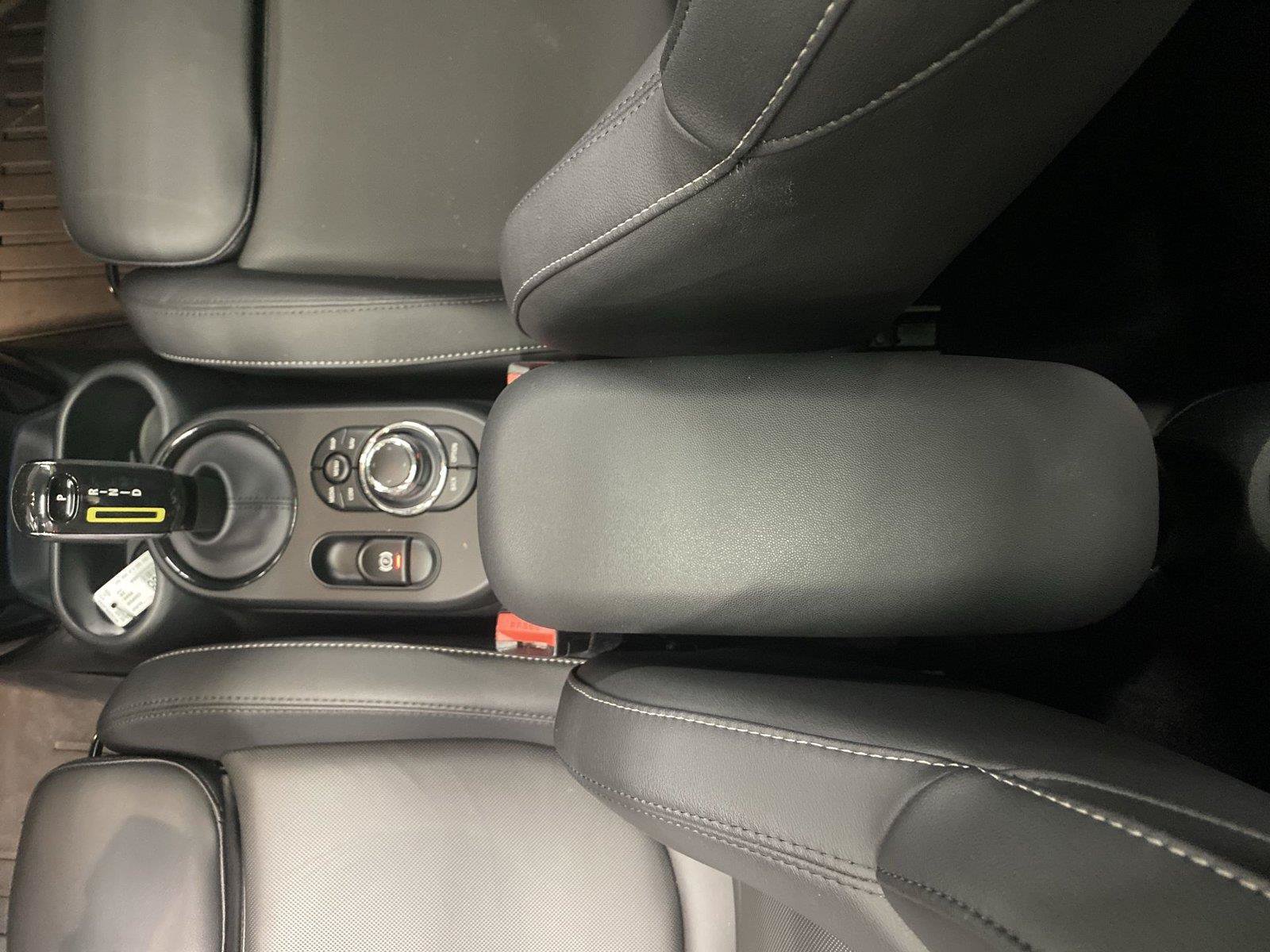 Used 2024 MINI Cooper SE FWD image 27