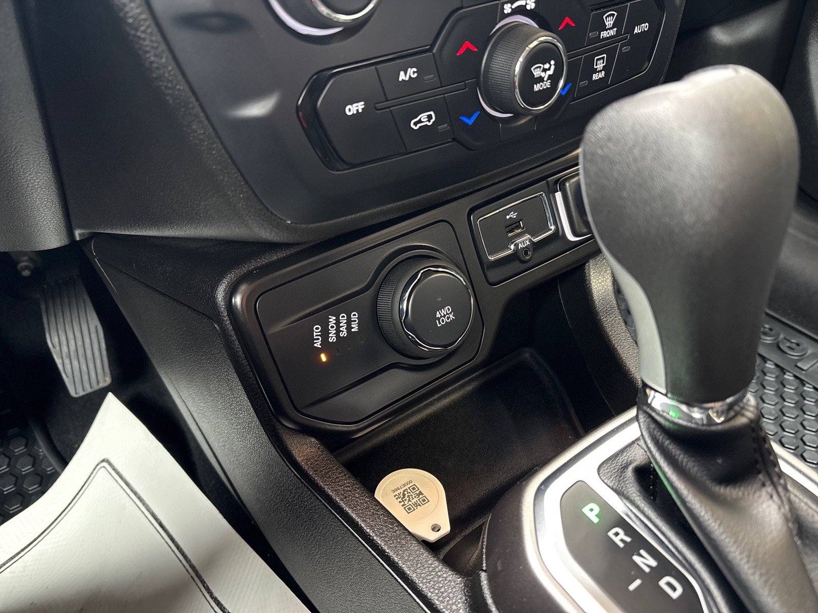 Used 2022 Jeep Renegade Latitude w/ Convenience Group image 16