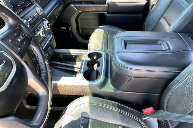 Used 2022 GMC Sierra 3500 Denali w/ Denali Ultimate Package AWD/4WD image 13