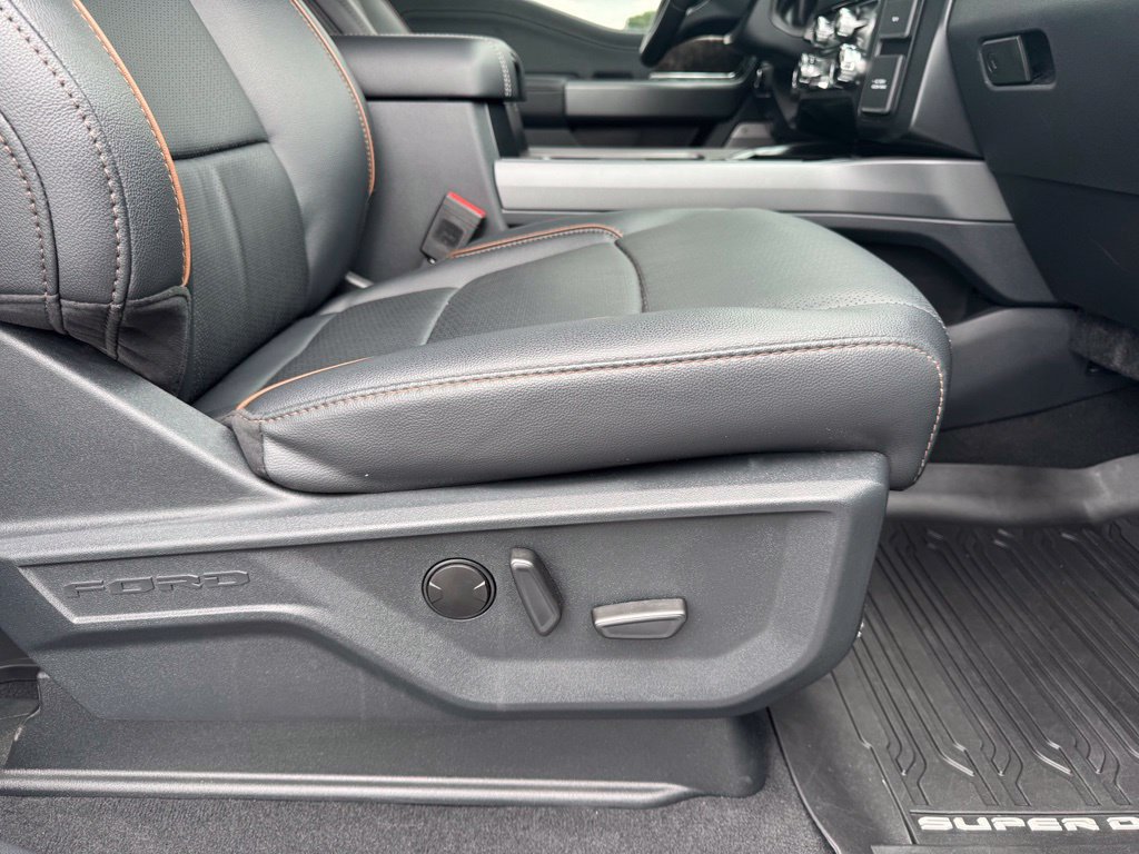 Used 2026 Ford F350 Lariat w/ Lariat Premium Package AWD/4WD image 18