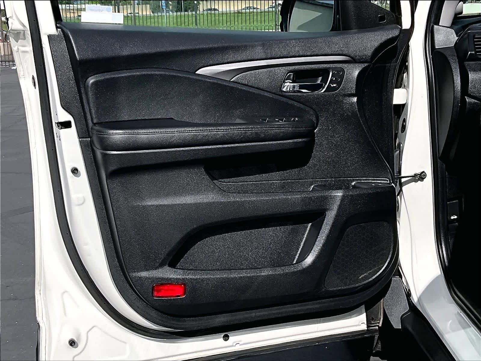 Used 2019 Honda Pilot EX-L image 25