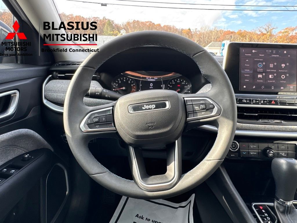 Used 2022 Jeep Compass Latitude image 27