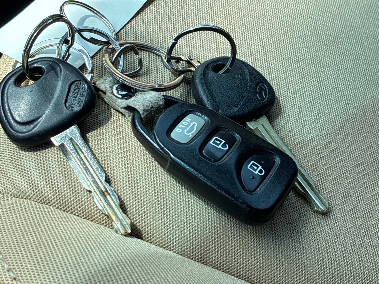 Used 2013 Hyundai Elantra GLS FWD image 32