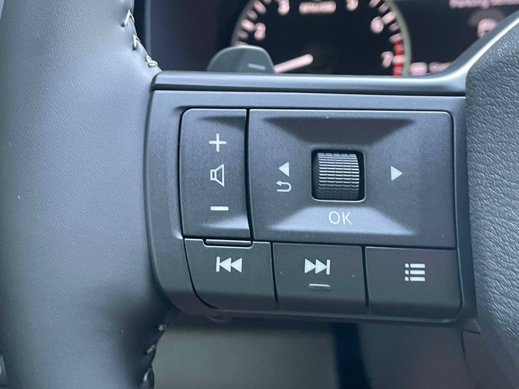 New 2026 Nissan Pathfinder SV FWD image 29