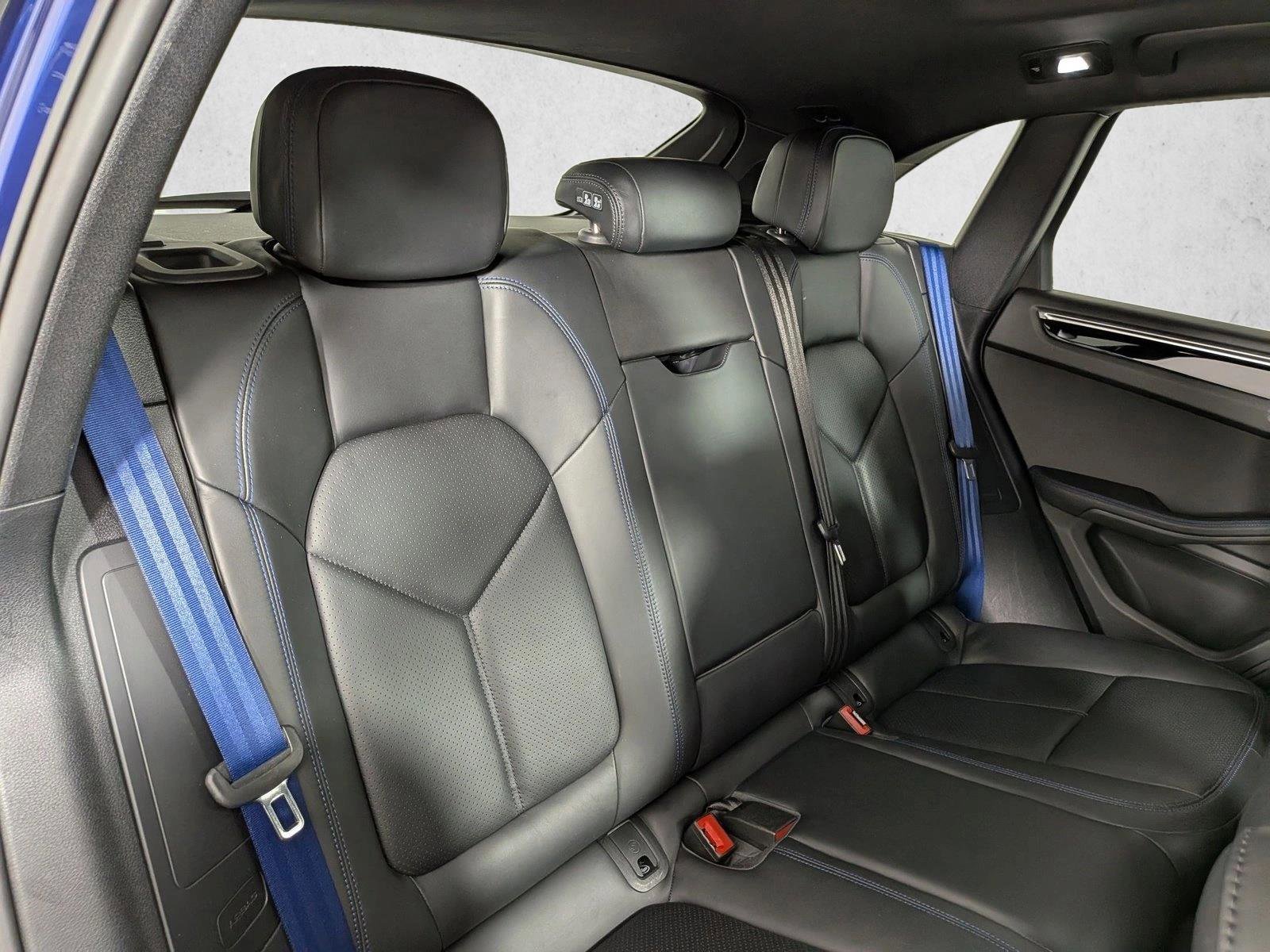 Certified 2023 Porsche Macan S AWD/4WD image 26