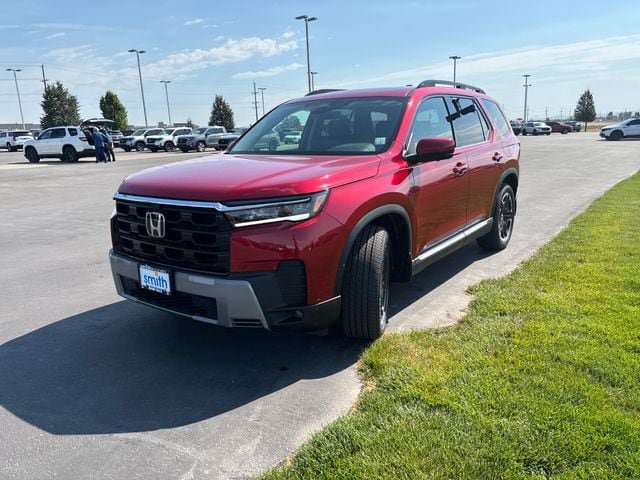New 2026 Honda Pilot Touring image 7