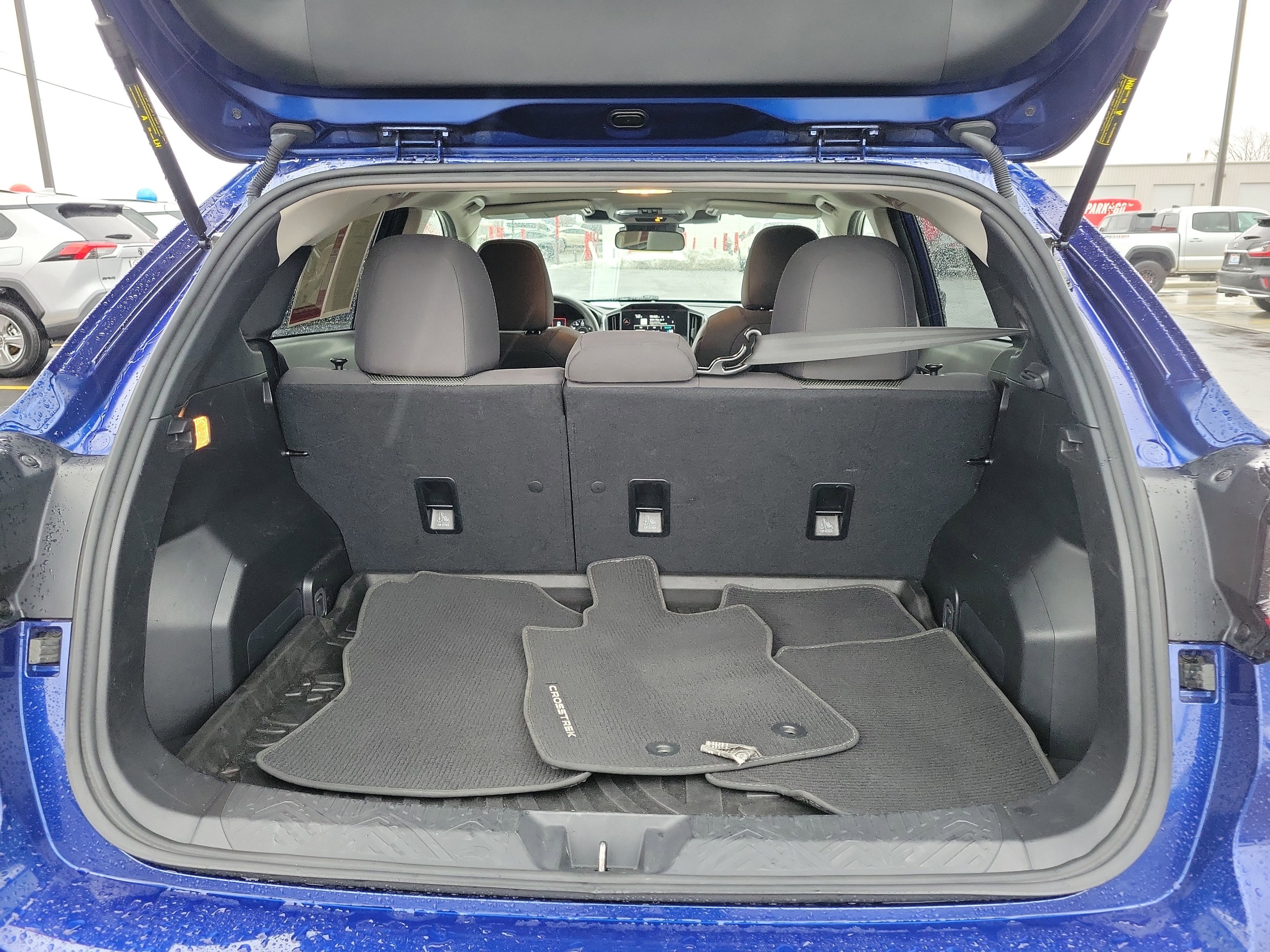 Used 2024 Subaru Crosstrek 2.0i Premium image 8