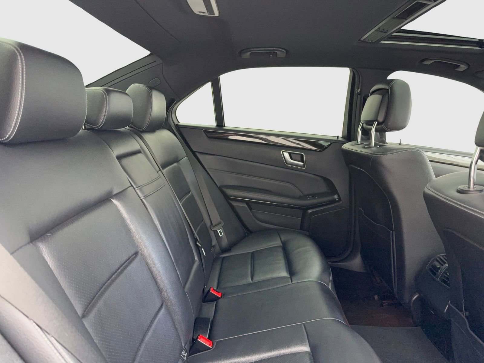 Used 2014 Mercedes-Benz E 350 Sedan image 41