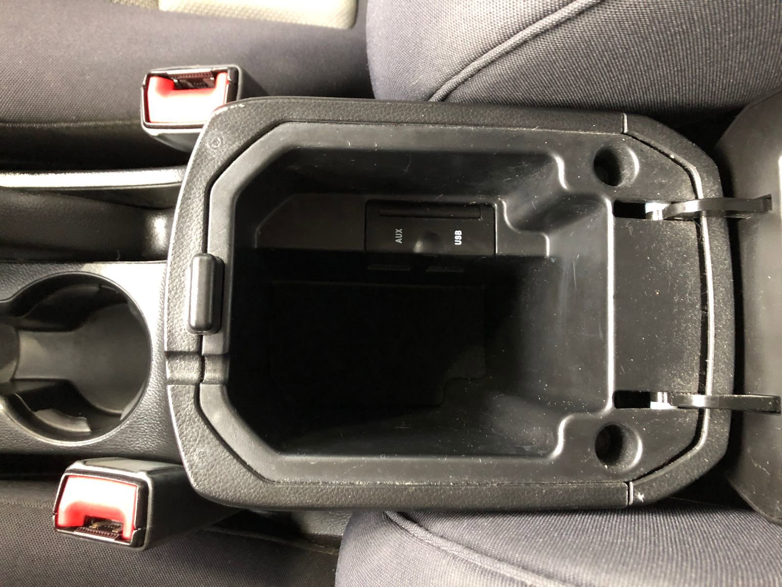 Used 2013 Chevrolet Cruze LS FWD image 21