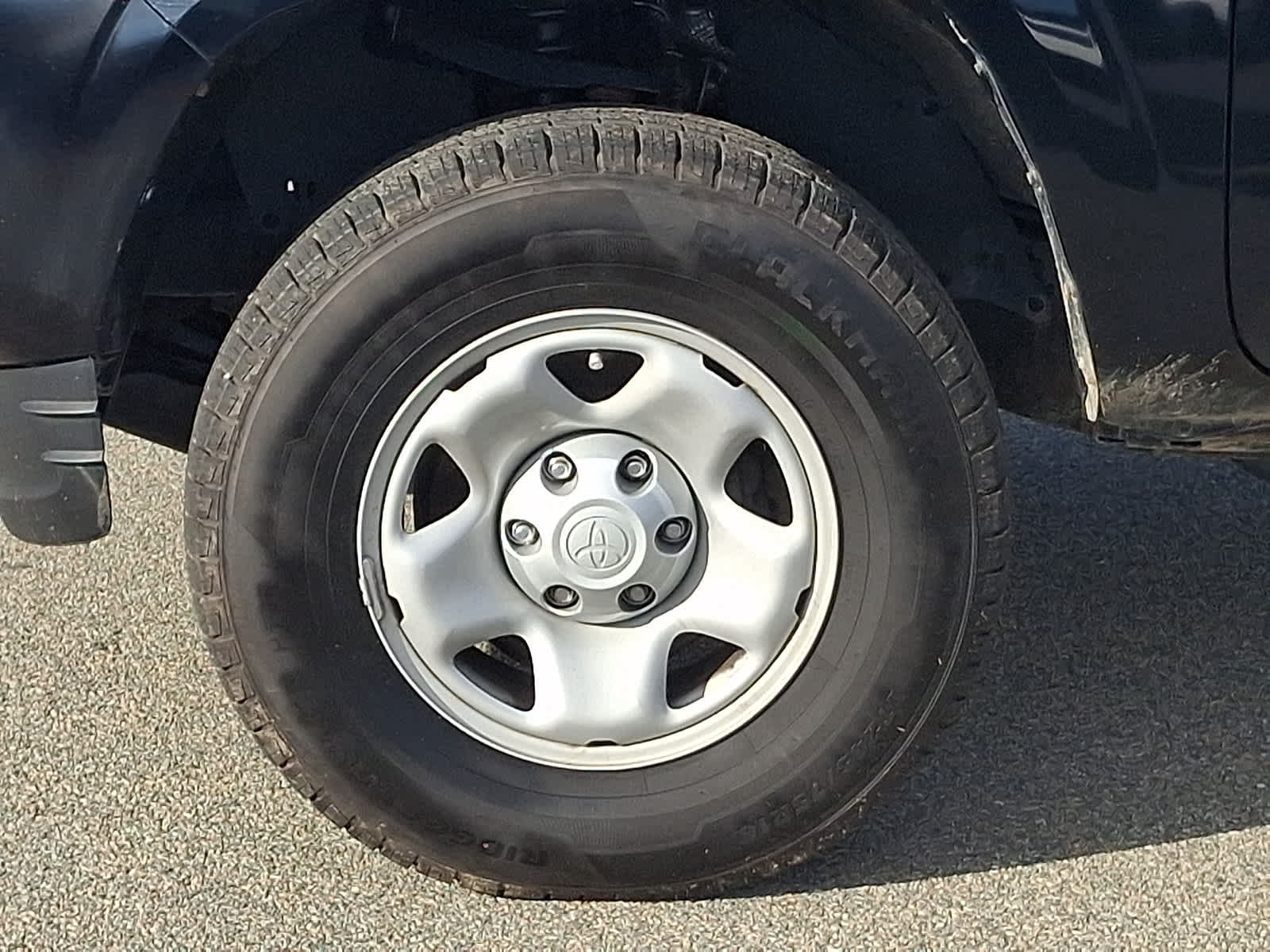 Certified 2022 Toyota Tacoma SR AWD/4WD image 10