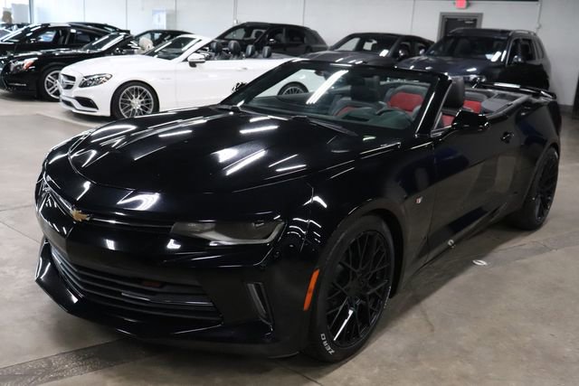 Used 2017 Chevrolet Camaro LT RWD image 9