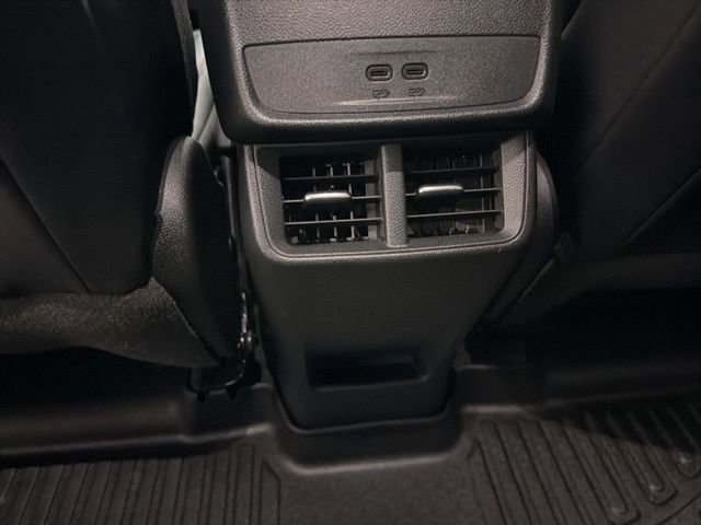 Used 2025 Chevrolet Equinox RS w/ Safety and Technology Package image 20