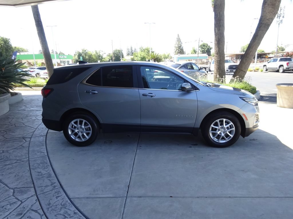 Certified 2024 Chevrolet Equinox LT FWD image 10
