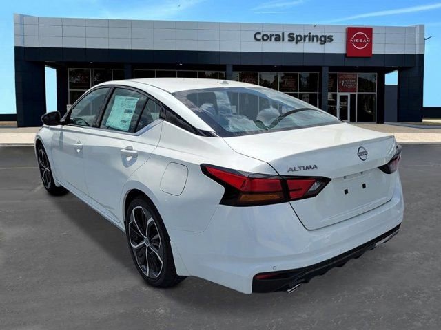 New 2026 Nissan Altima 2.5 SR FWD image 3