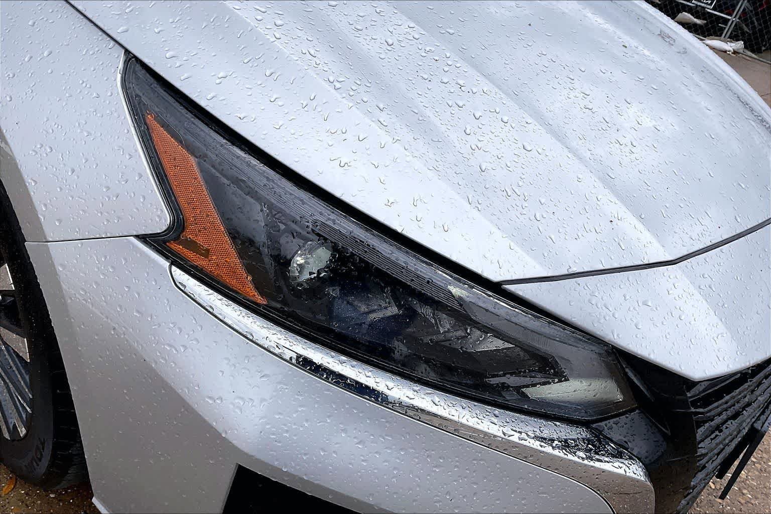Used 2024 Nissan Altima 2.5 SV FWD image 30