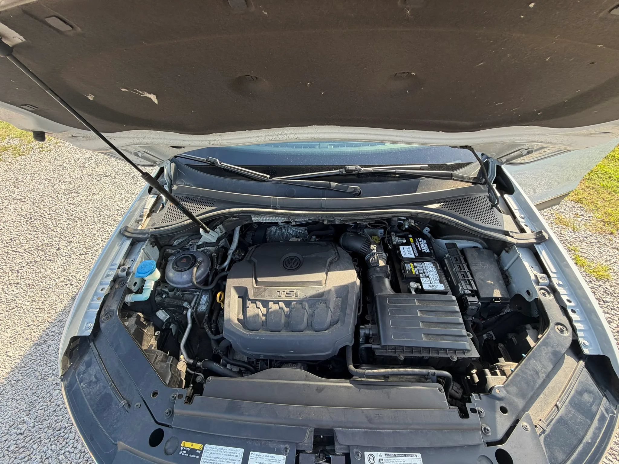 Used 2018 Volkswagen Tiguan SE w/ Panoramic Sunroof Package AWD/4WD image 19